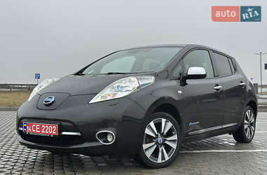 Хэтчбек Nissan Leaf 2013 в Львове