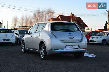 Хэтчбек Nissan Leaf 2014 в 