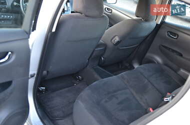 Хэтчбек Nissan Leaf 2014 в 