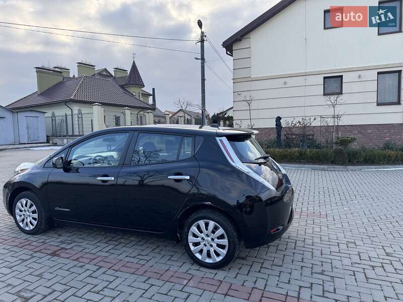 Хэтчбек Nissan Leaf 2013 в Золочеве