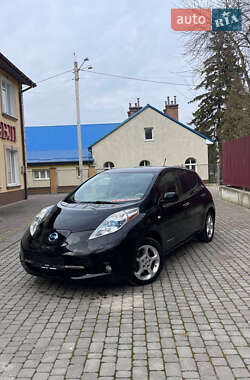 Хэтчбек Nissan Leaf 2011 в Львове