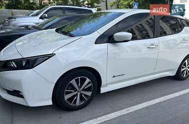 Хетчбек Nissan Leaf 2018 в Одесі