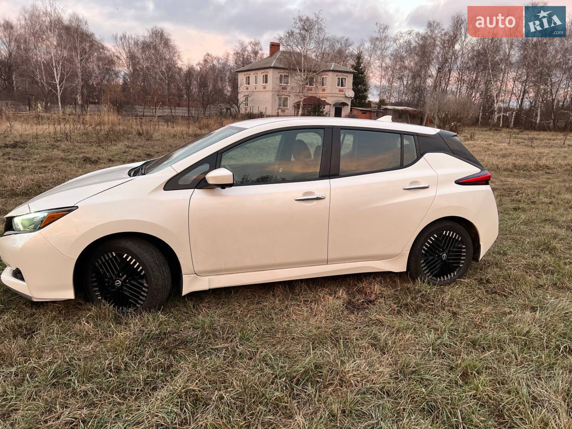 2022 Nissan Leaf - мініатюра 14