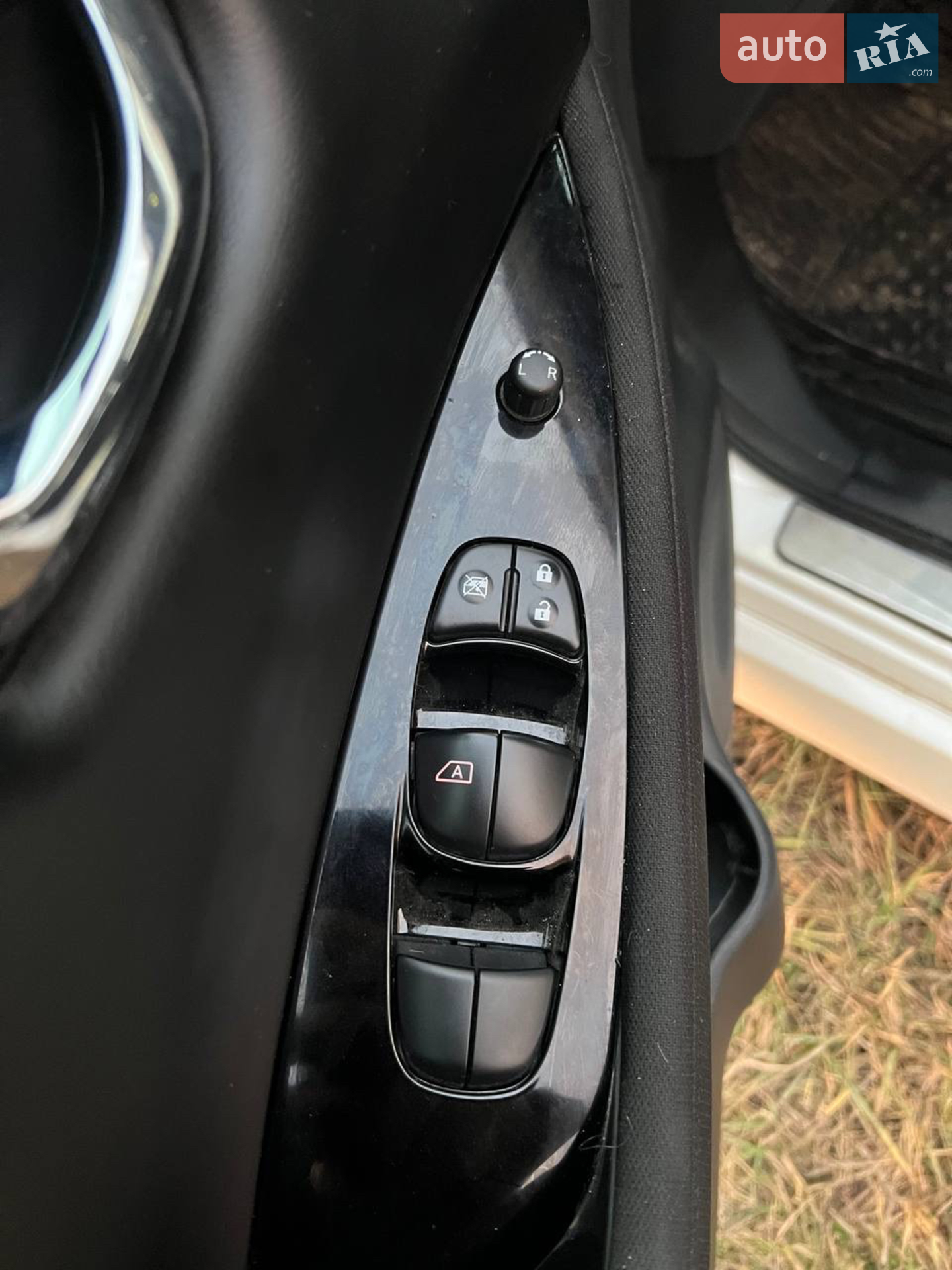 2022 Nissan Leaf - мініатюра 25
