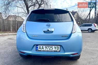 Хетчбек Nissan Leaf 2014 в Києві