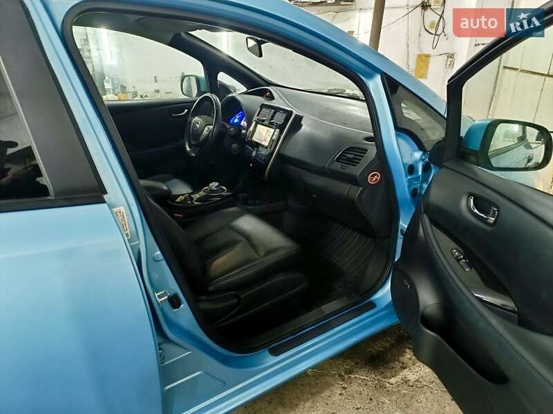 Хетчбек Nissan Leaf 2014 в Києві фото 33 Хетчбек Nissan Leaf 2014 в Києві