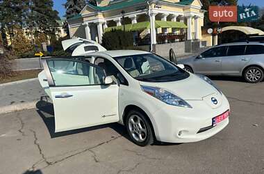 Хэтчбек Nissan Leaf 2012 в Умани