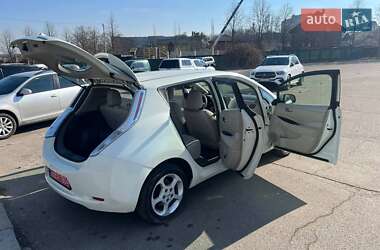 Хэтчбек Nissan Leaf 2012 в Умани