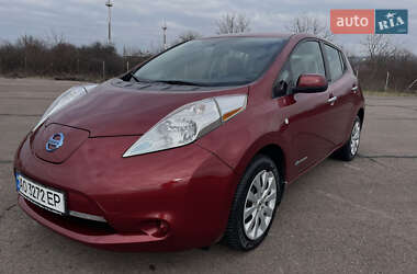 Хетчбек Nissan Leaf 2015 в Ужгороді