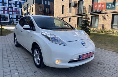 Хетчбек Nissan Leaf 2014 в Івано-Франківську