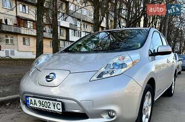 Хэтчбек Nissan Leaf 2014 в Киеве