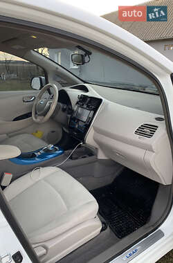 Хэтчбек Nissan Leaf 2013 в Луцке