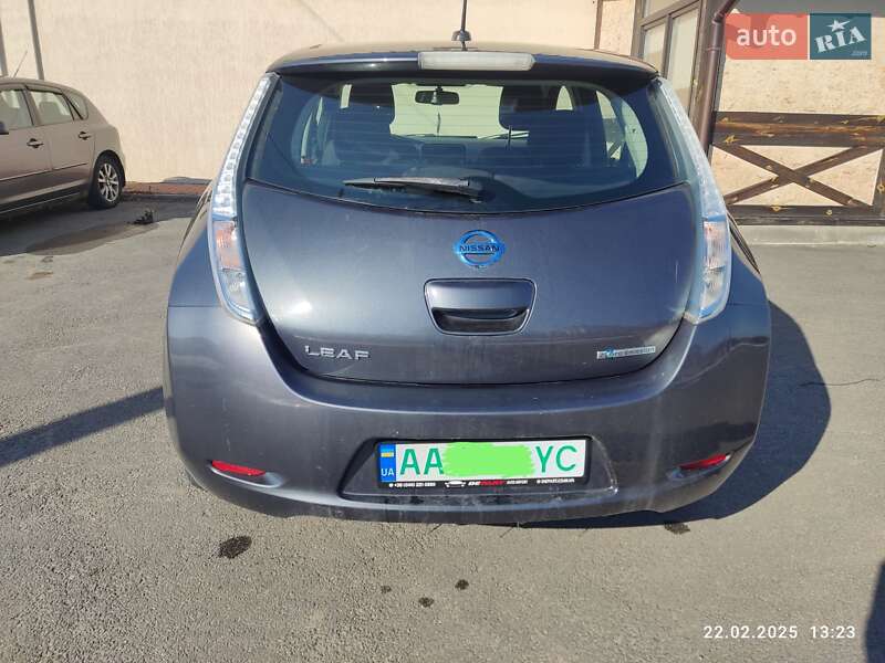 Хэтчбек Nissan Leaf 2013 в Киеве фото 15 Хэтчбек Nissan Leaf 2013 в Киеве