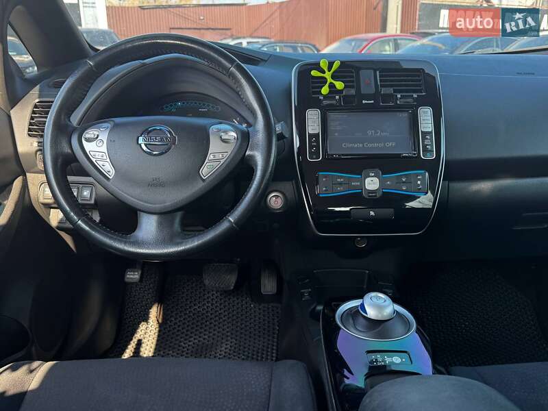 Хэтчбек Nissan Leaf 2014 в Харькове