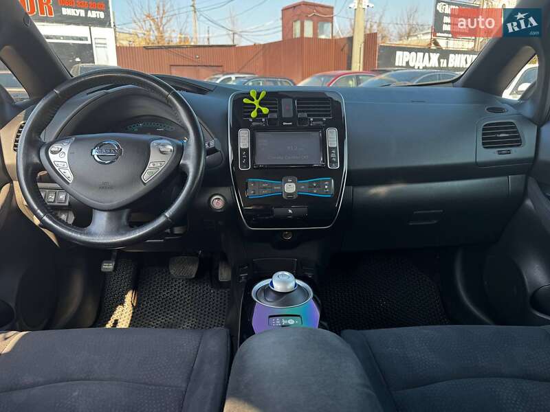 Хэтчбек Nissan Leaf 2014 в Харькове