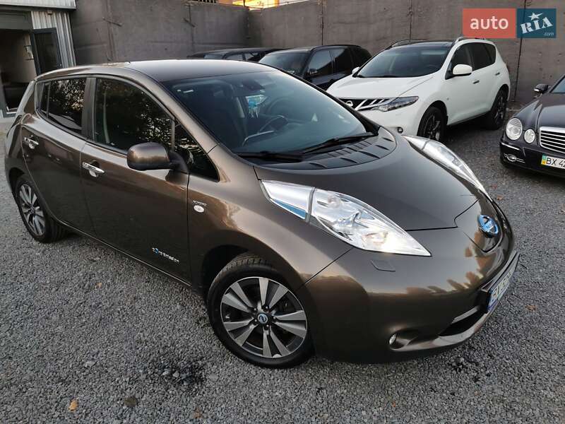 Хетчбек Nissan Leaf 2017 в Хмельницькому