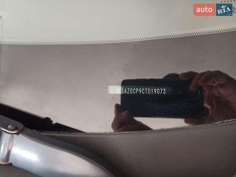 Хэтчбек Nissan Leaf 2012 в Виннице