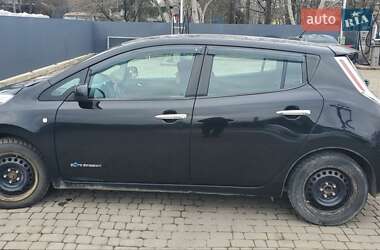 Хэтчбек Nissan Leaf 2015 в Ивано-Франковске