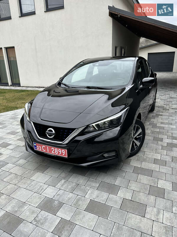 Хэтчбек Nissan Leaf 2020 в Хусте