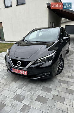 Хэтчбек Nissan Leaf 2020 в 