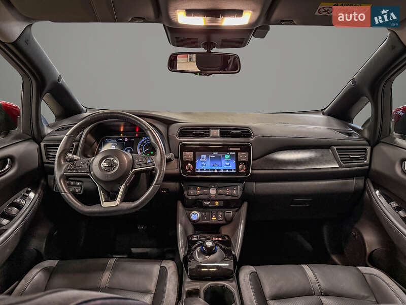 Хетчбек Nissan Leaf 2018 в Києві