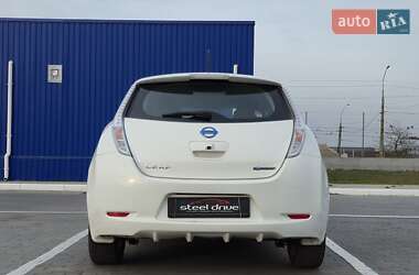 Хетчбек Nissan Leaf 2013 в Миколаєві