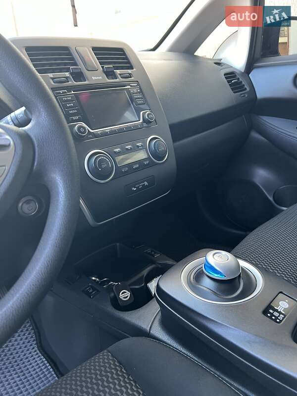 Хэтчбек Nissan Leaf 2017 в Львове фото 23 Хэтчбек Nissan Leaf 2017 в Львове