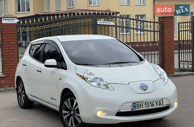 Хетчбек Nissan Leaf 2015 в Білгороді-Дністровському