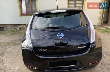 Хетчбек Nissan Leaf 2013 в Сторожинці