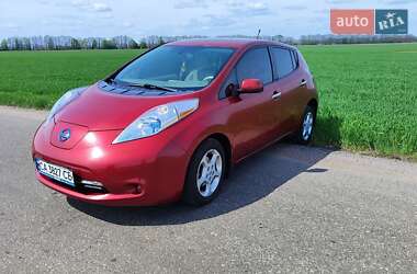 Хэтчбек Nissan Leaf 2013 в Черкассах