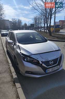 Хэтчбек Nissan Leaf 2018 в Львове