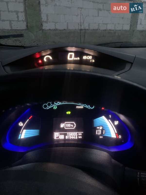 Хетчбек Nissan Leaf 2014 в Києві