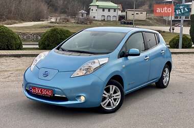 Хетчбек Nissan Leaf 2014 в Дніпрі