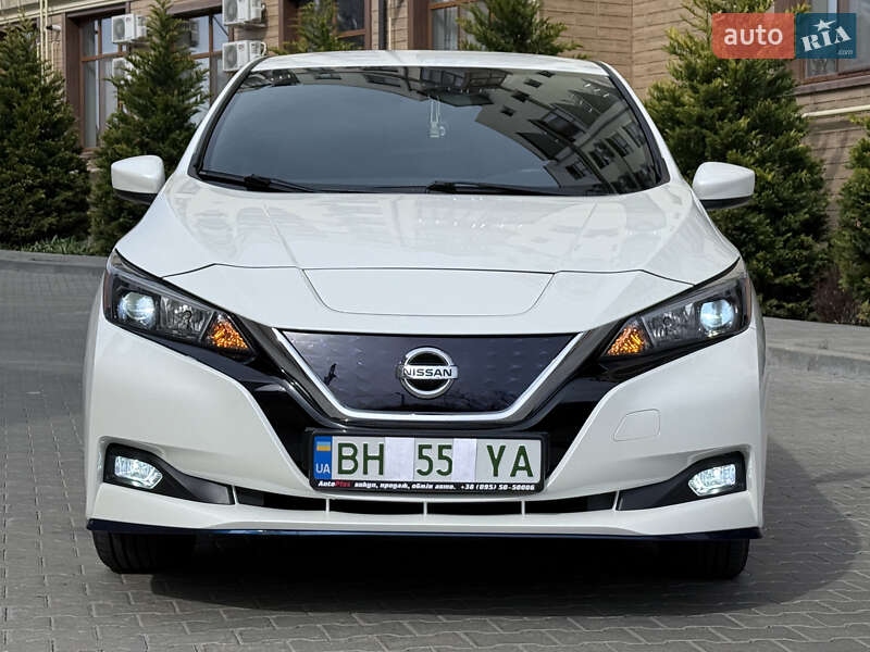Хетчбек Nissan Leaf 2019 в Одесі