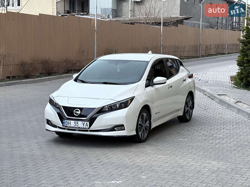 Хетчбек Nissan Leaf 2019 в Одесі