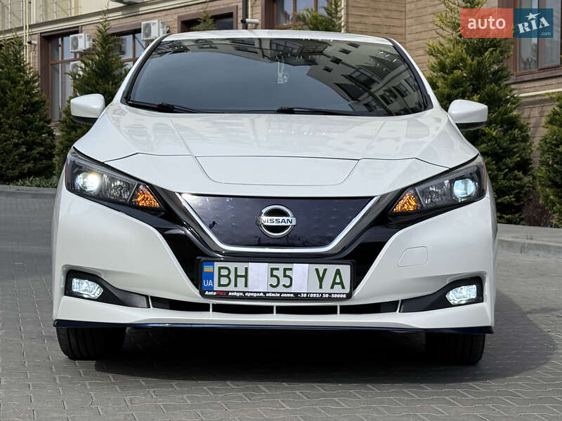 Хетчбек Nissan Leaf 2019 в Одесі