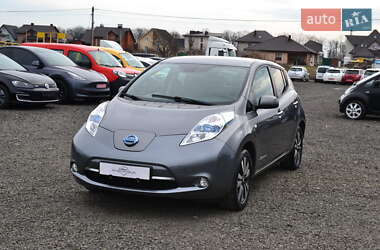 Хэтчбек Nissan Leaf 2015 в Луцке