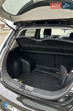 Хетчбек Nissan Leaf 2014 в 