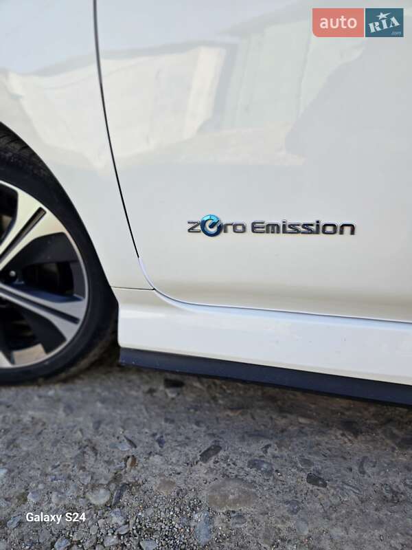 Хэтчбек Nissan Leaf 2018 в Дрогобыче фото 14 Хэтчбек Nissan Leaf 2018 в Дрогобыче