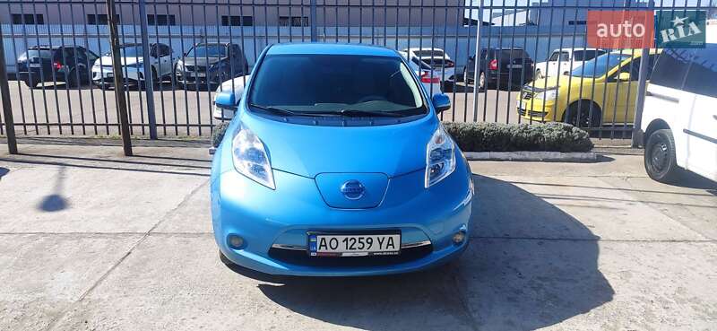 Nissan Leaf 2011