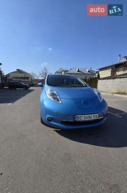 Хетчбек Nissan Leaf 2012 в 