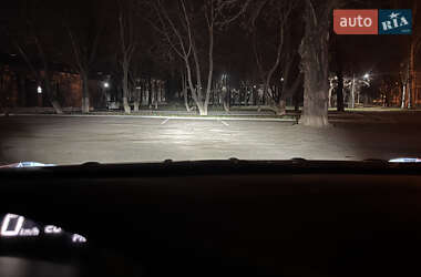 Хетчбек Nissan Leaf 2015 в 