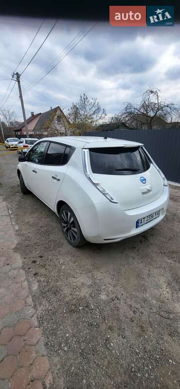 Хетчбек Nissan Leaf 2016 в Боярці