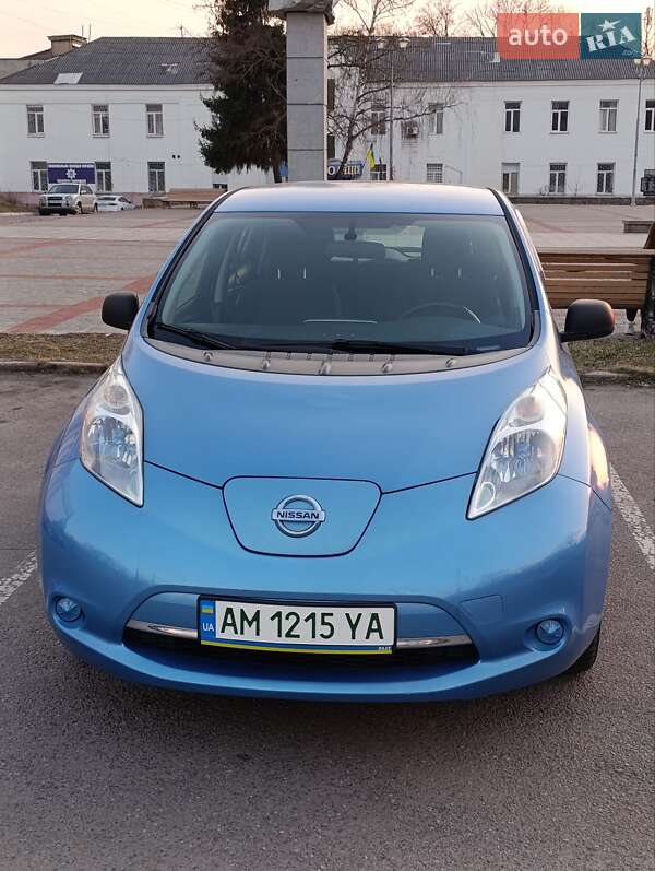 Хэтчбек Nissan Leaf 2014 в Коростене фото 3 Хэтчбек Nissan Leaf 2014 в Коростене