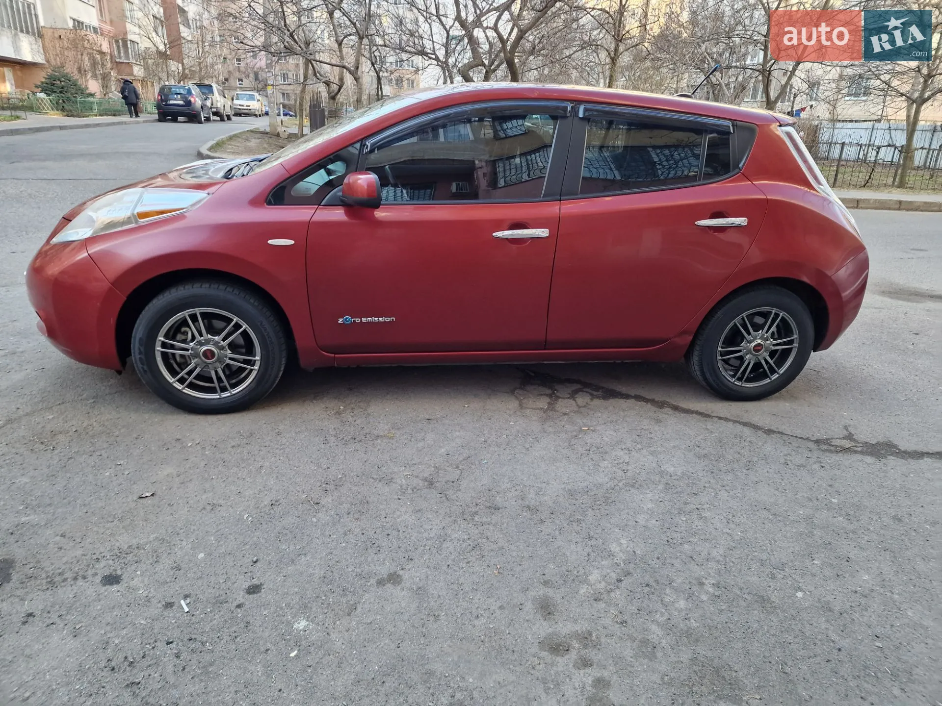 2013 Nissan Leaf - мініатюра 16