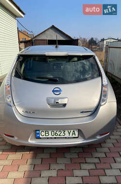 Хэтчбек Nissan Leaf 2016 в Чернигове
