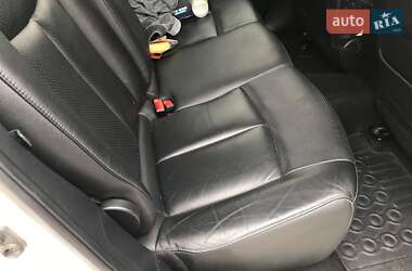 Хэтчбек Nissan Leaf 2013 в 