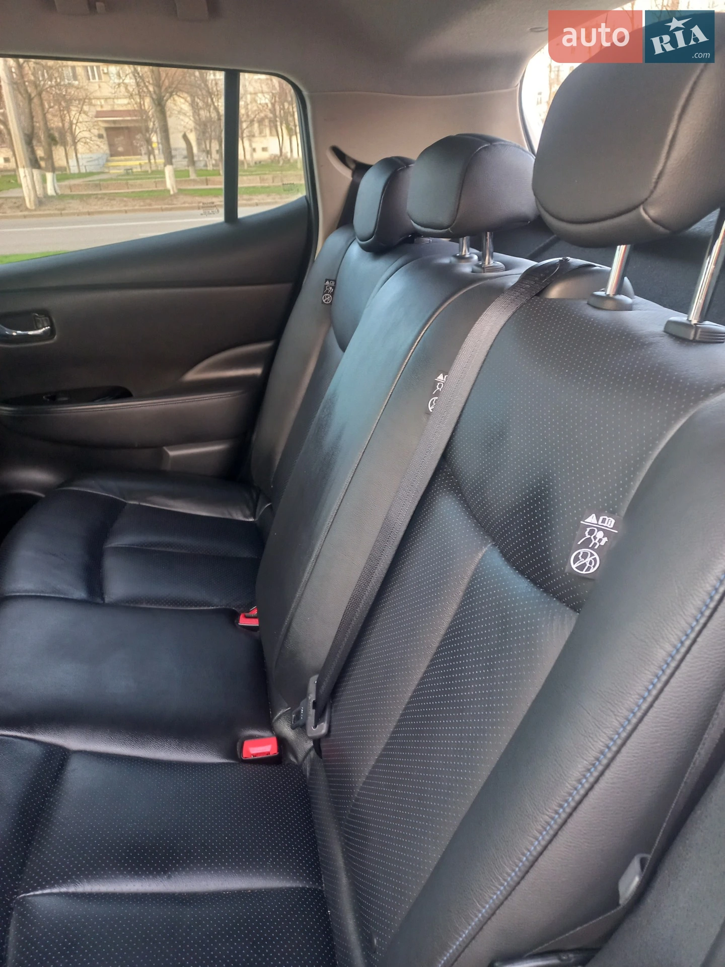 2016 Nissan Leaf - мініатюра 11
