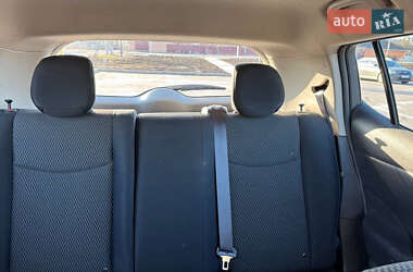 Хетчбек Nissan Leaf 2015 в Києві