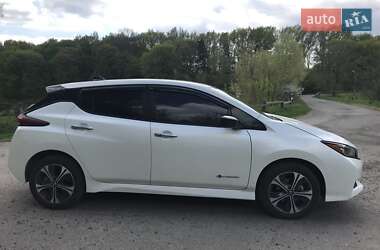 Хэтчбек Nissan Leaf 2018 в Полтаве Хэтчбек Nissan Leaf 2018 в Полтаве